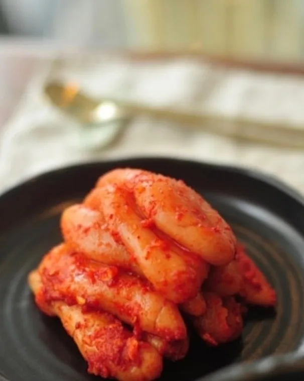 Teuk Myeong-ran Jeot-gal