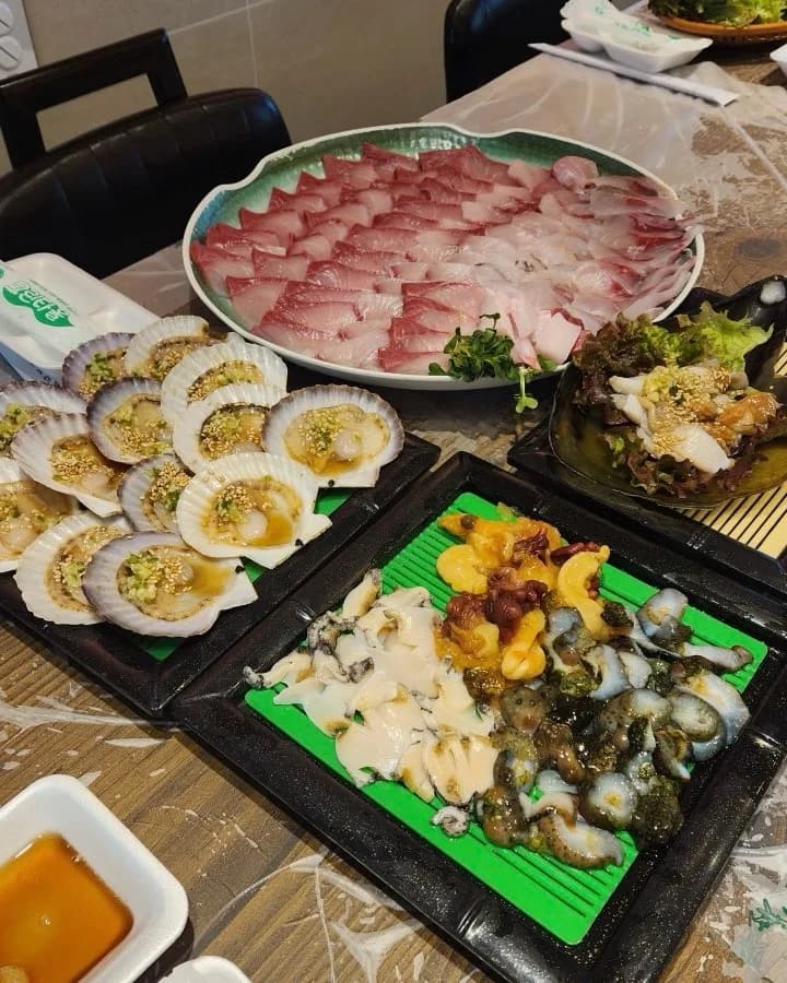 Ja-yeon-san Mo-deum-hoe (Dae)