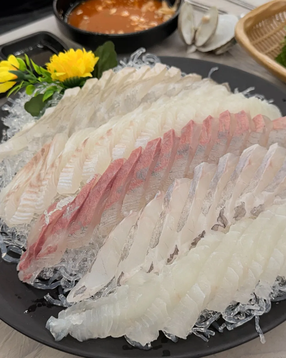Assorted Sashimi Platter (Medium)